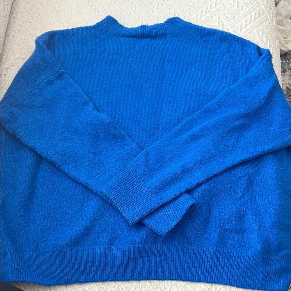 Vince Camuto Women's Vibrant Blue Crew Neck Sweater - Picture 2 of 2